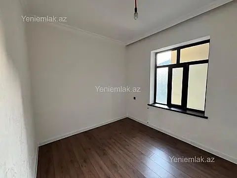 Satılır 5 otaqlı həyət evi 200 m²