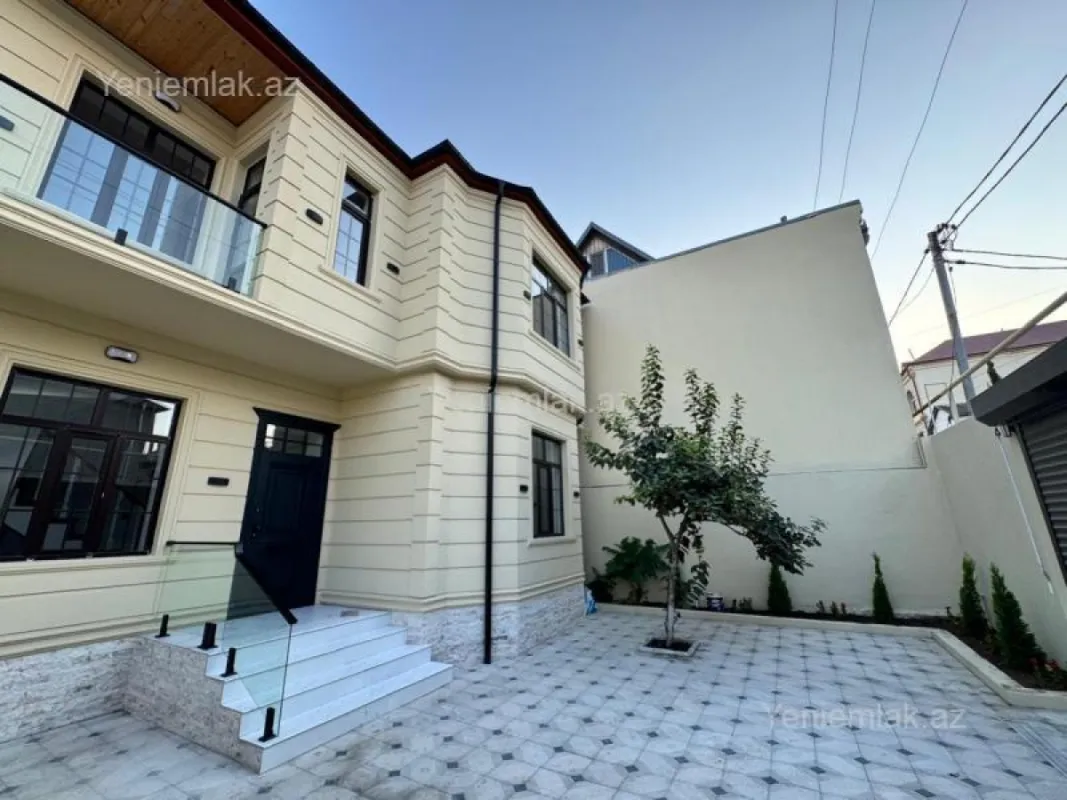Satılır 5 otaqlı həyət evi 200 m²