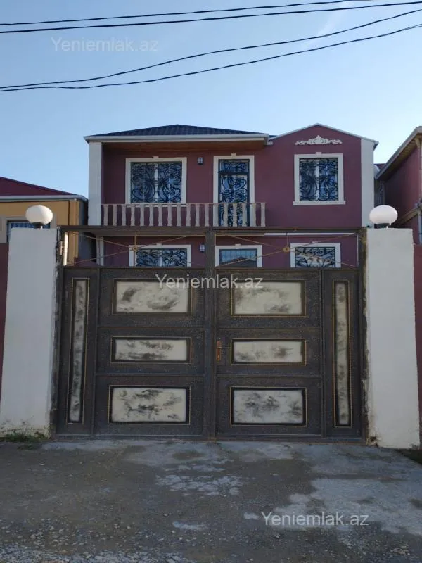 Satılır 4 otaqlı həyət evi 120 m²