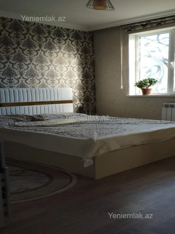 Satılır 4 otaqlı həyət evi 120 m²