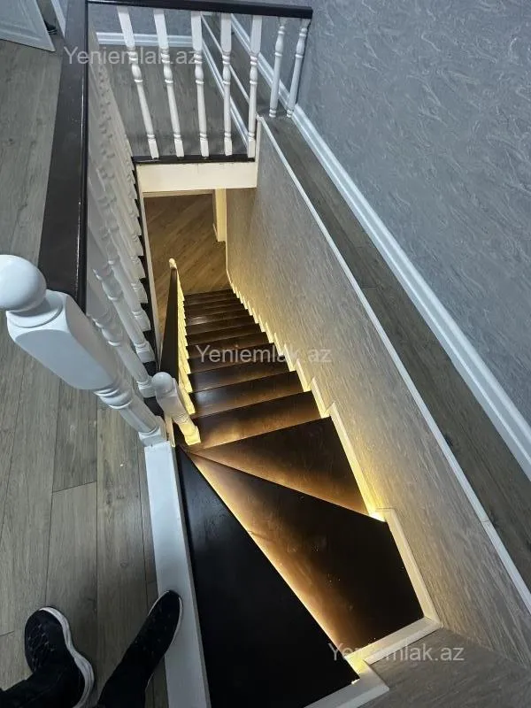 Satılır 5 otaqlı yeni tikili 155 m²