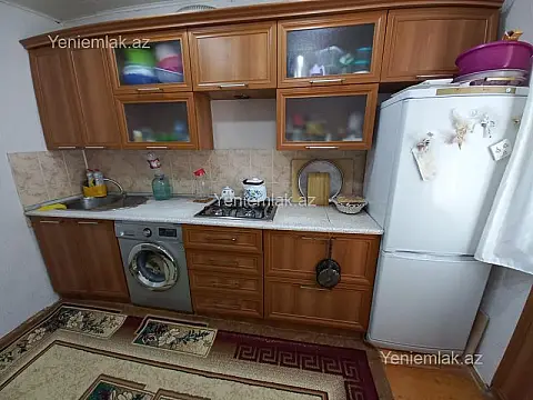 Satılır 2 otaqlı köhnə tikili 52 m²