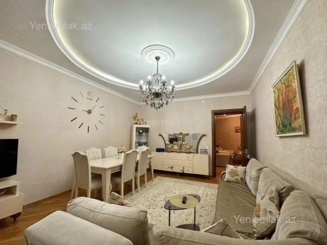 Satılır 3 otaqlı köhnə tikili 70 m²