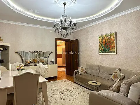 Satılır 3 otaqlı köhnə tikili 70 m²