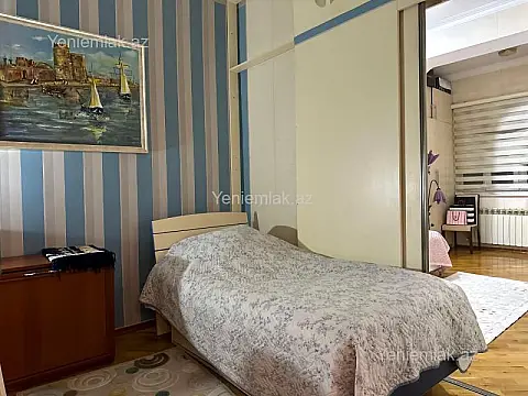 Satılır 3 otaqlı köhnə tikili 70 m²