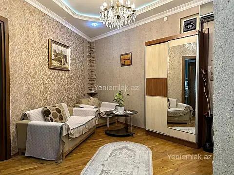 Satılır 3 otaqlı köhnə tikili 70 m²