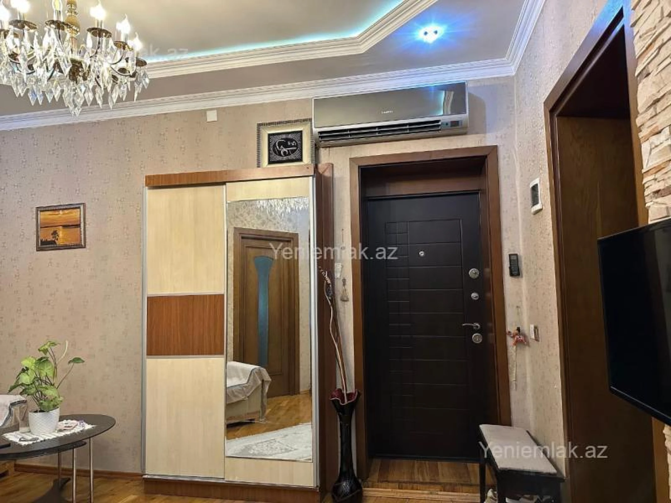Satılır 3 otaqlı köhnə tikili 70 m²