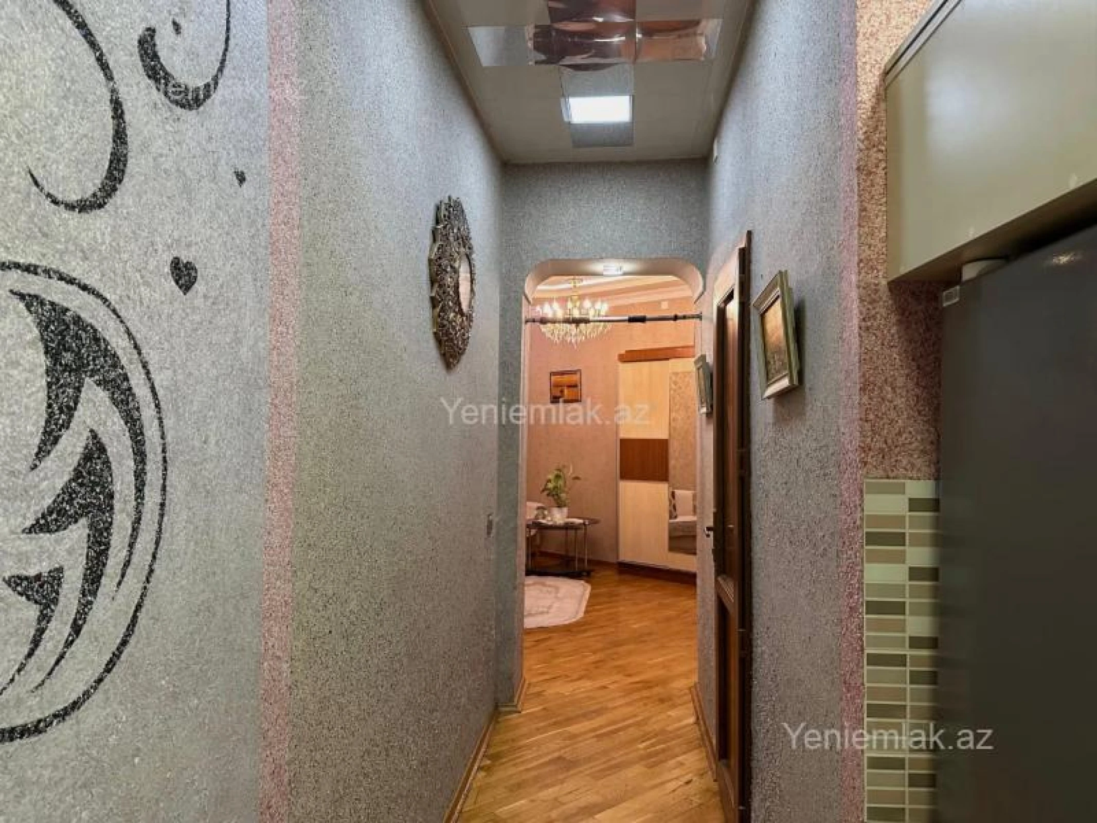 Satılır 3 otaqlı köhnə tikili 70 m²
