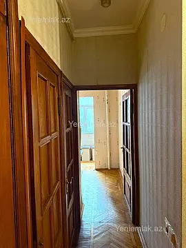 Satılır 2 otaqlı köhnə tikili 70 m²
