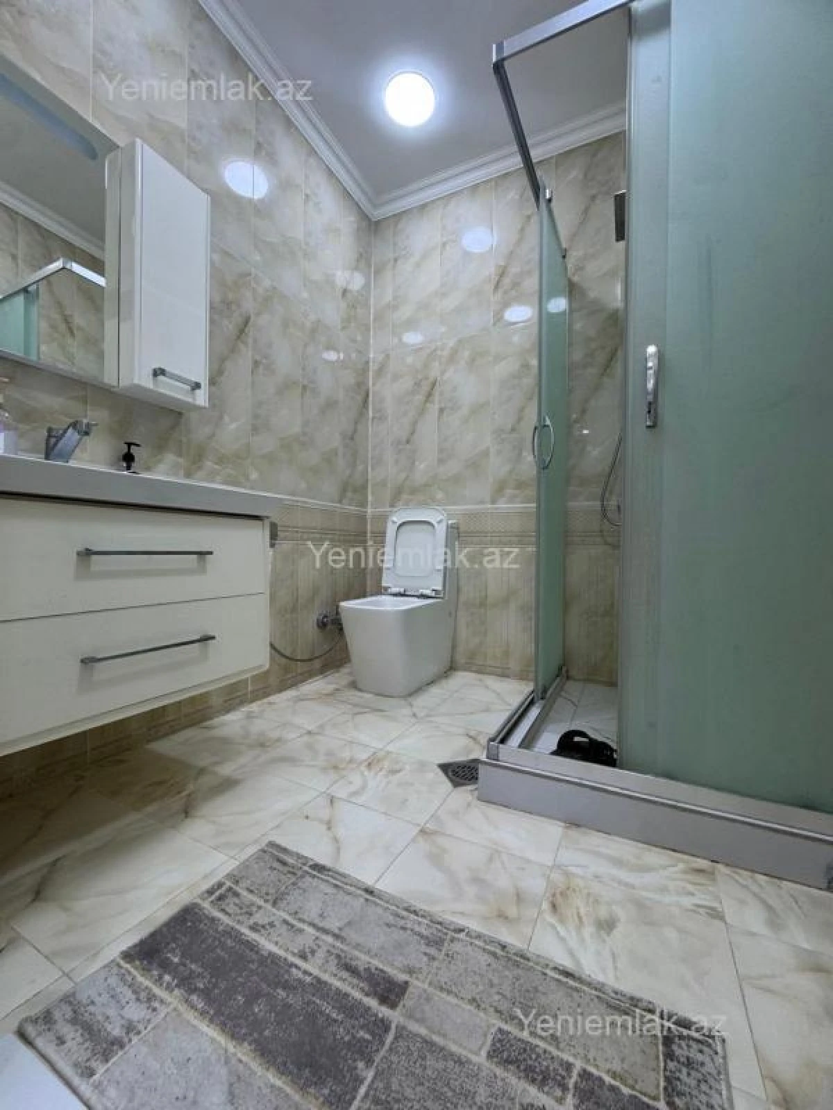 Satılır 2 otaqlı yeni tikili 65 m²
