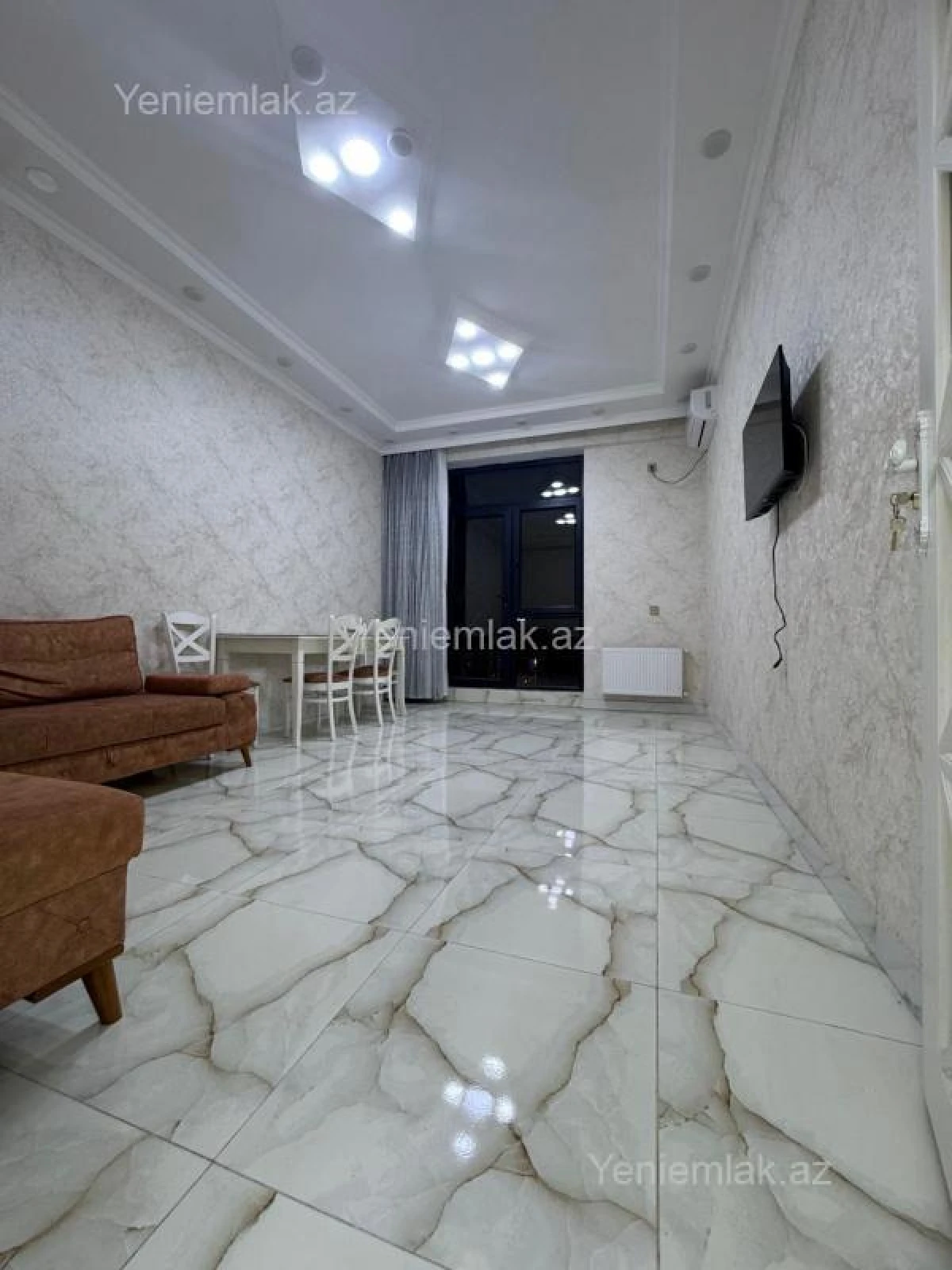 Satılır 2 otaqlı yeni tikili 65 m²