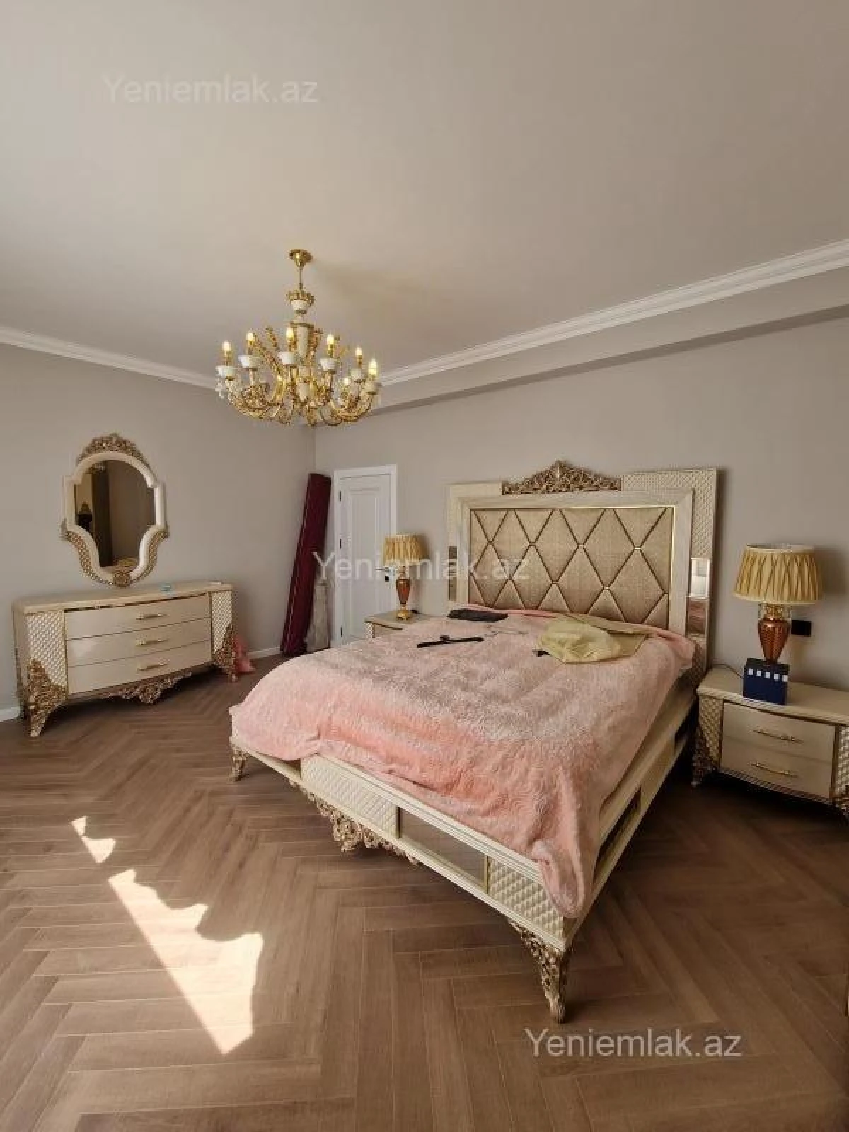 Satılır 3 otaqlı yeni tikili 154 m²