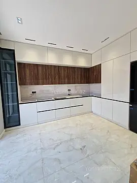 Satılır 3 otaqlı yeni tikili 154 m²
