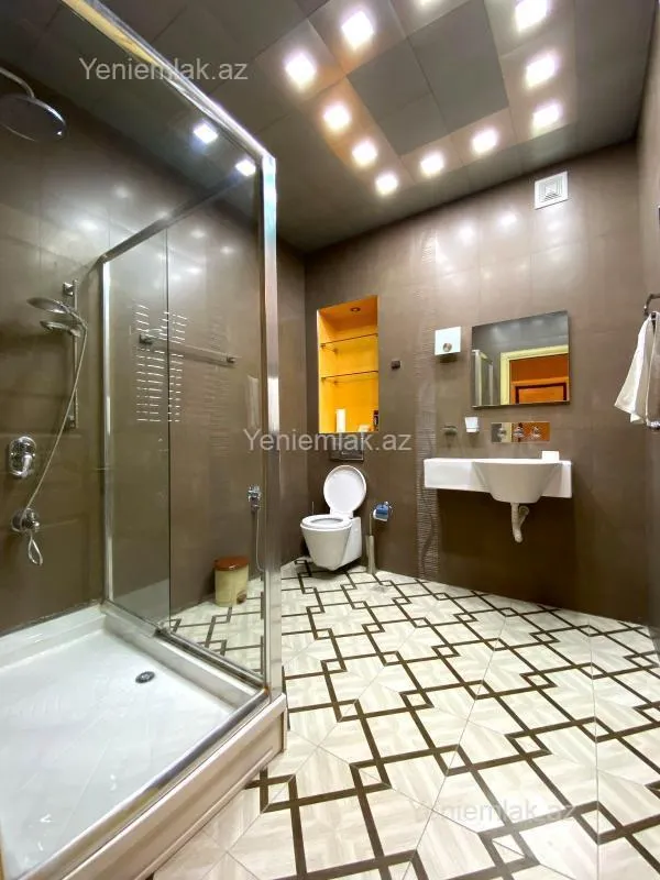 Satılır 2 otaqlı yeni tikili 95 m²