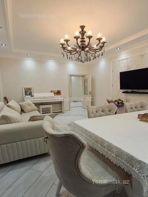 Satılır 2 otaqlı yeni tikili 88 m²