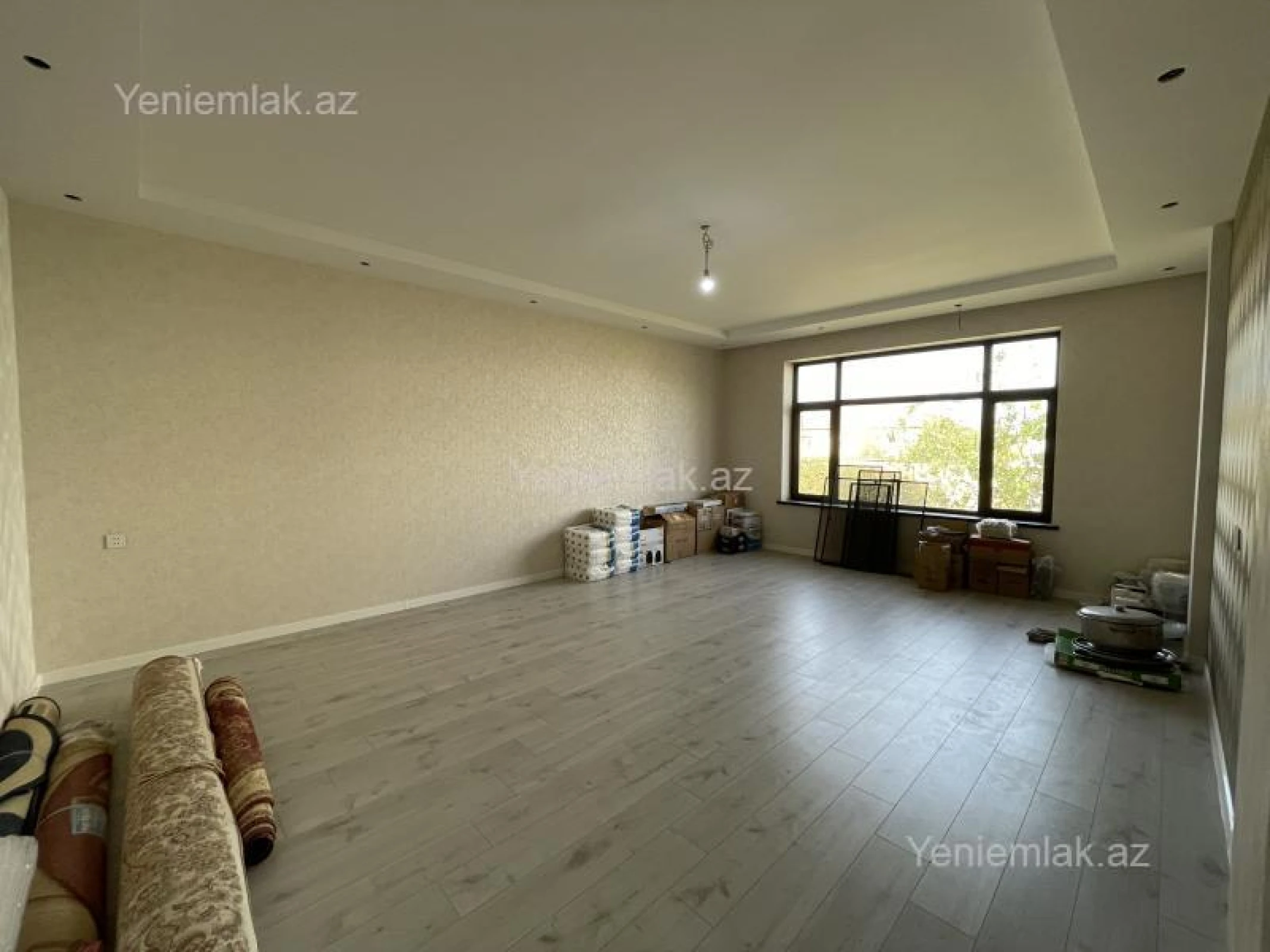 Satılır 6 otaqlı həyət evi 250 m²