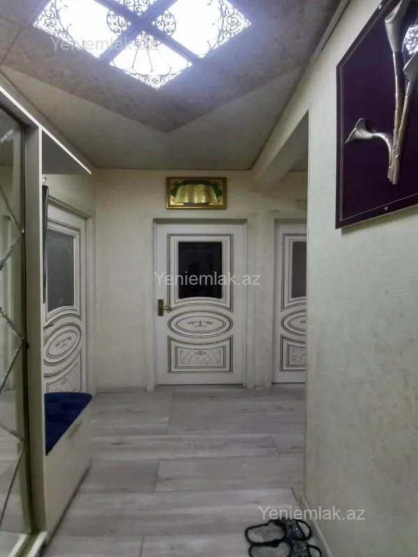 Satılır 3 otaqlı köhnə tikili 72 m²