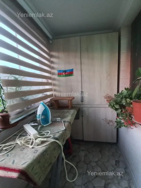 Satılır 3 otaqlı köhnə tikili 72 m²