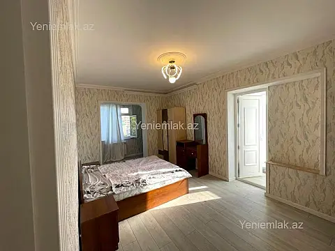 Satılır 2 otaqlı köhnə tikili 70 m²