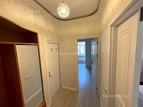 Satılır 2 otaqlı köhnə tikili 70 m²