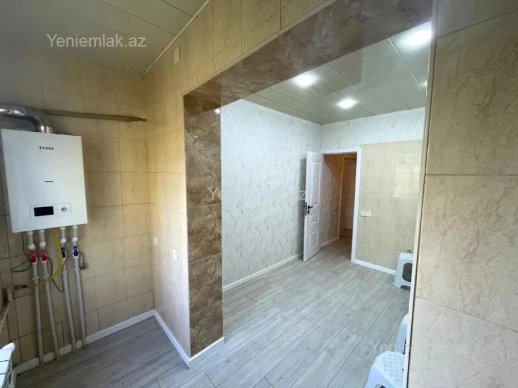 Satılır 2 otaqlı köhnə tikili 70 m²