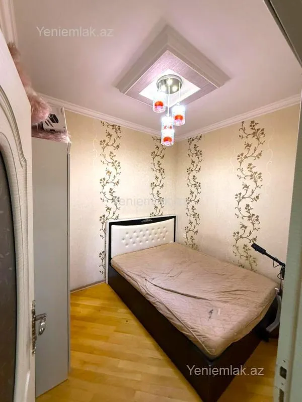 Satılır 4 otaqlı yeni tikili 115 m²