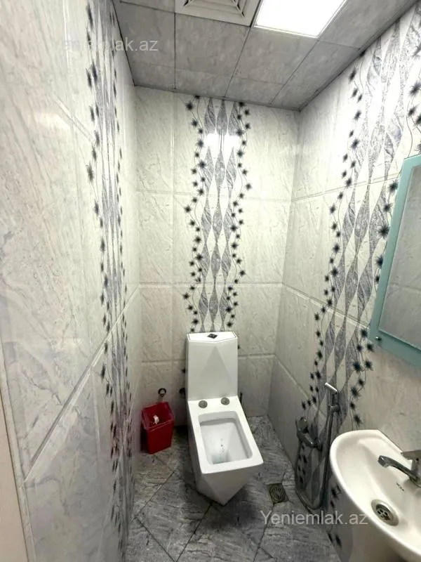 Satılır 4 otaqlı yeni tikili 115 m²