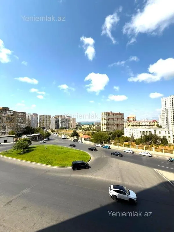 Satılır 4 otaqlı yeni tikili 115 m²