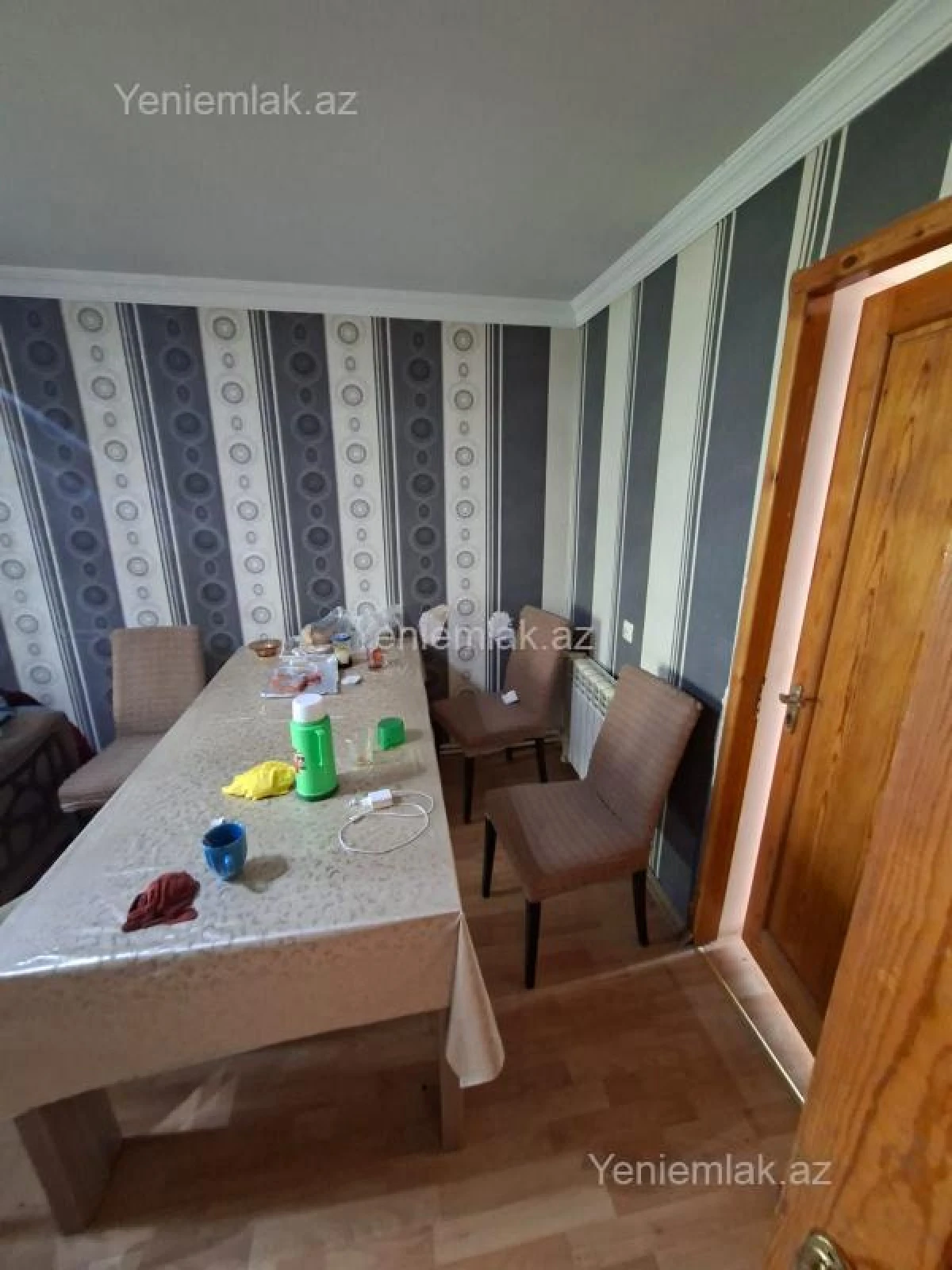 Satılır 3 otaqlı köhnə tikili 80 m²