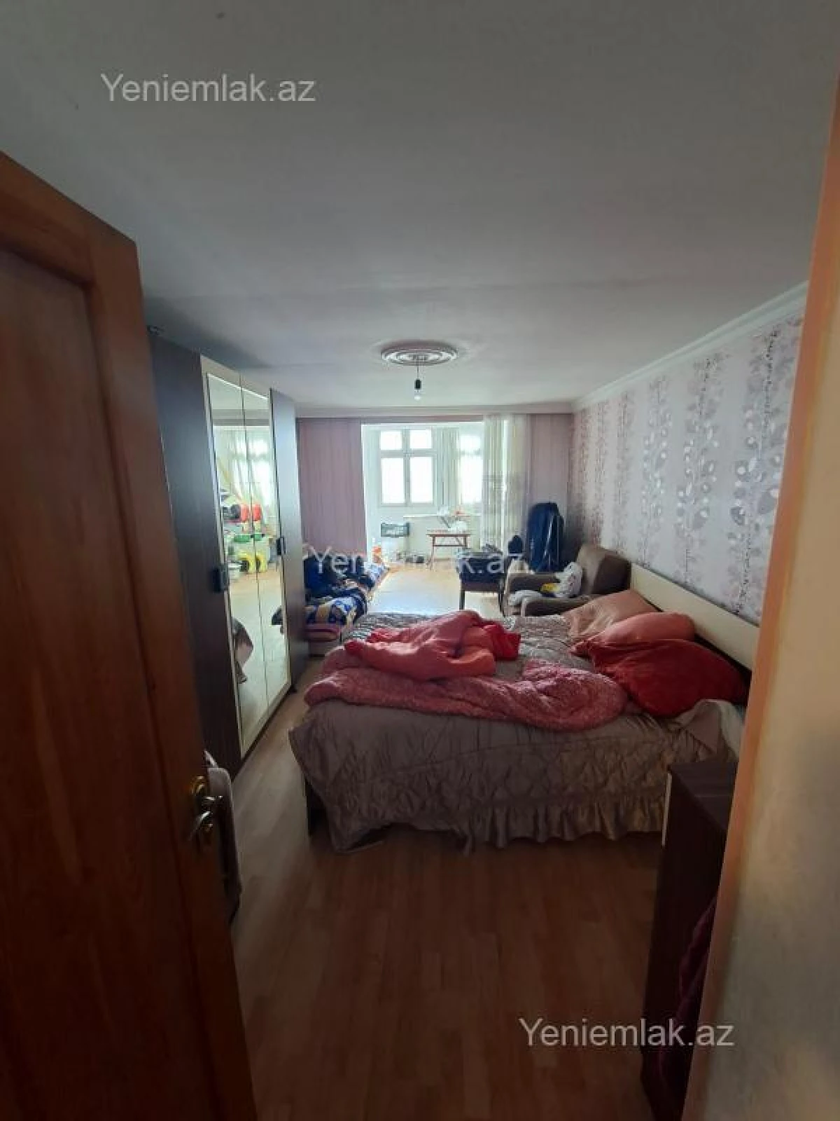 Satılır 3 otaqlı köhnə tikili 80 m²
