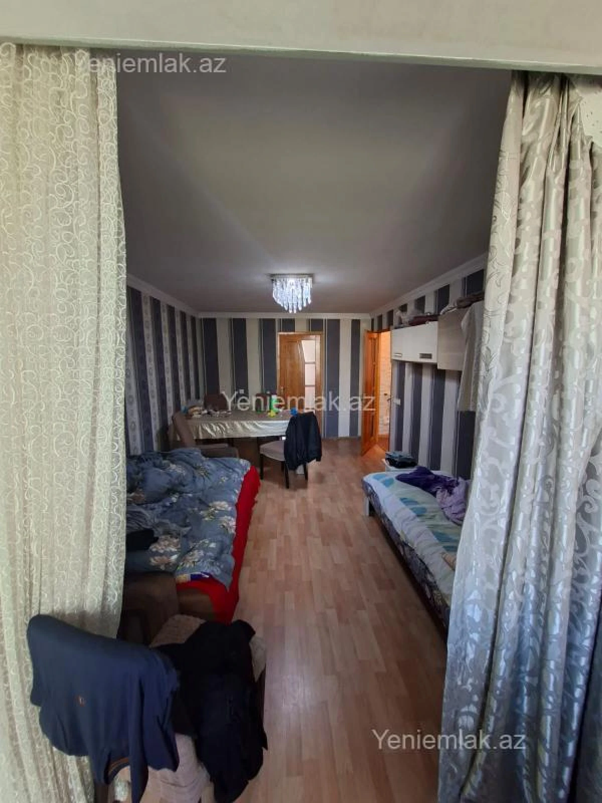 Satılır 3 otaqlı köhnə tikili 80 m²