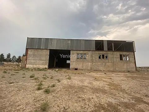 Satılır 9 otaqlı obyekt 912 m²