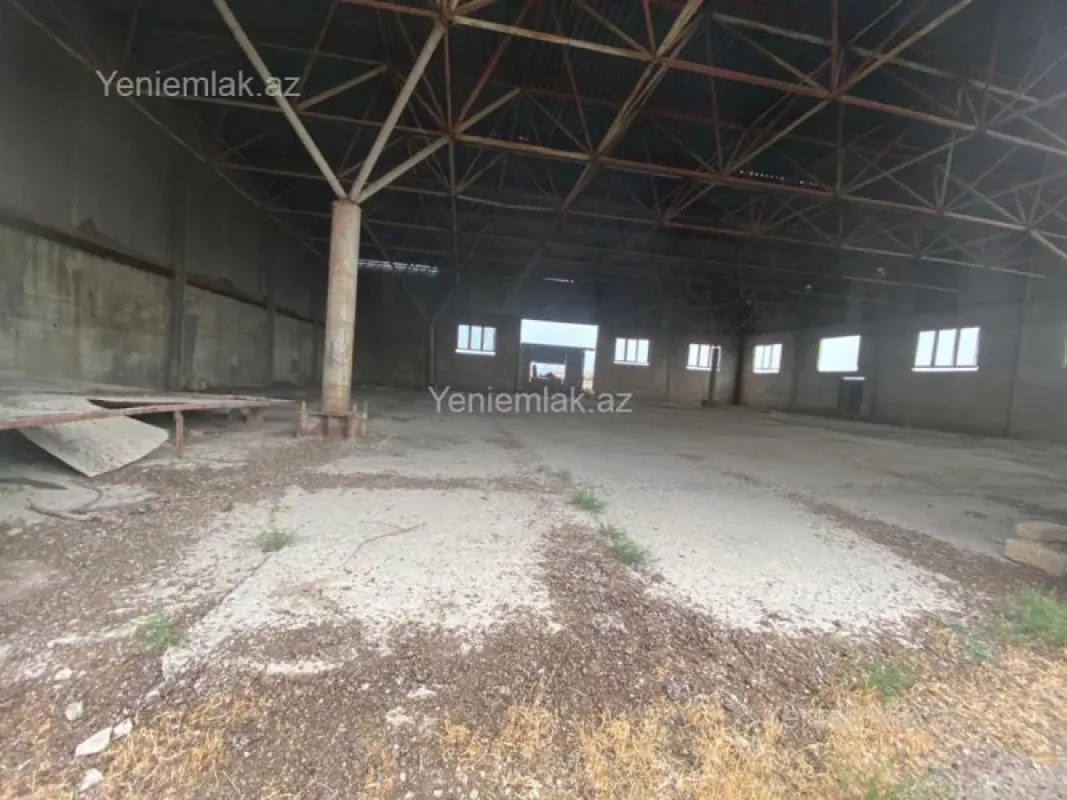 Satılır 9 otaqlı obyekt 912 m²