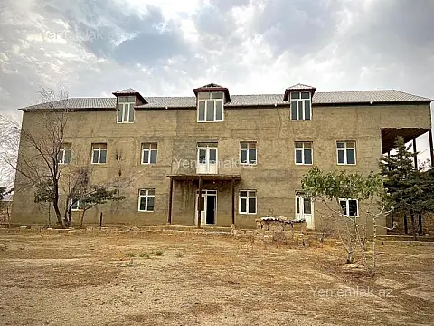 Satılır 9 otaqlı obyekt 912 m²