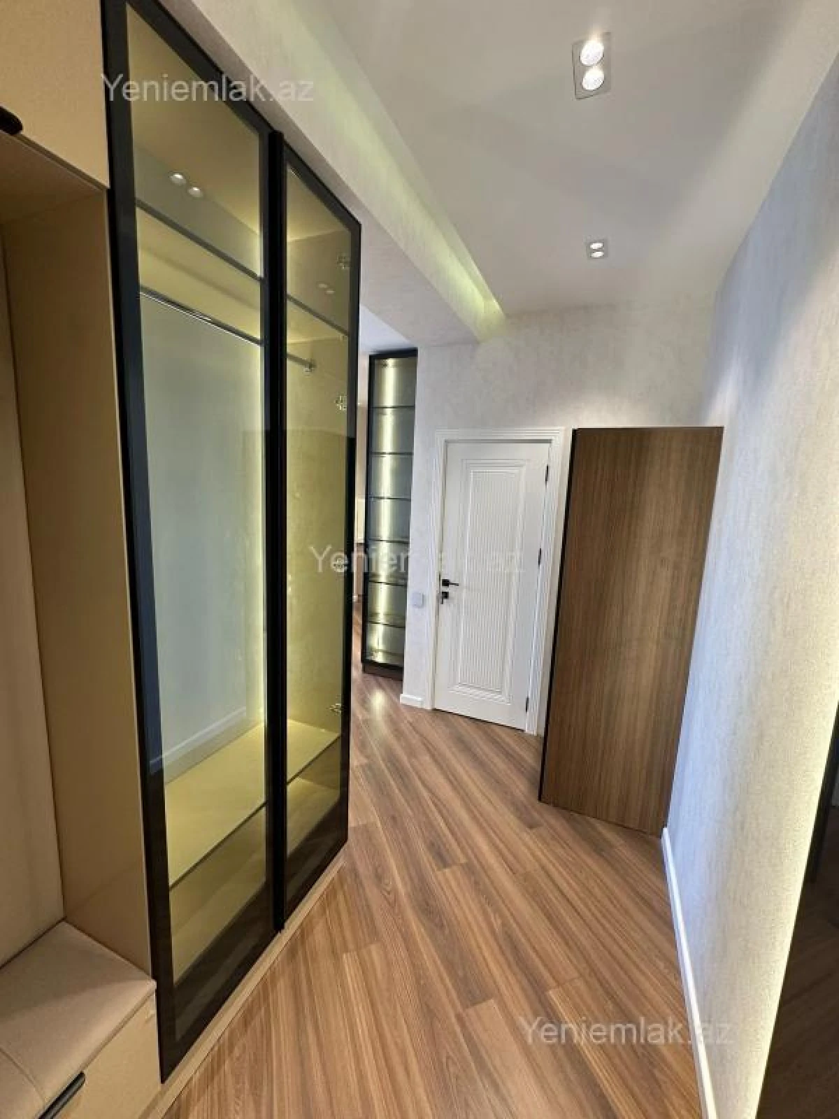 Satılır 2 otaqlı yeni tikili 58 m²