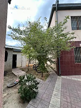 Satılır 5 otaqlı həyət evi 220 m²