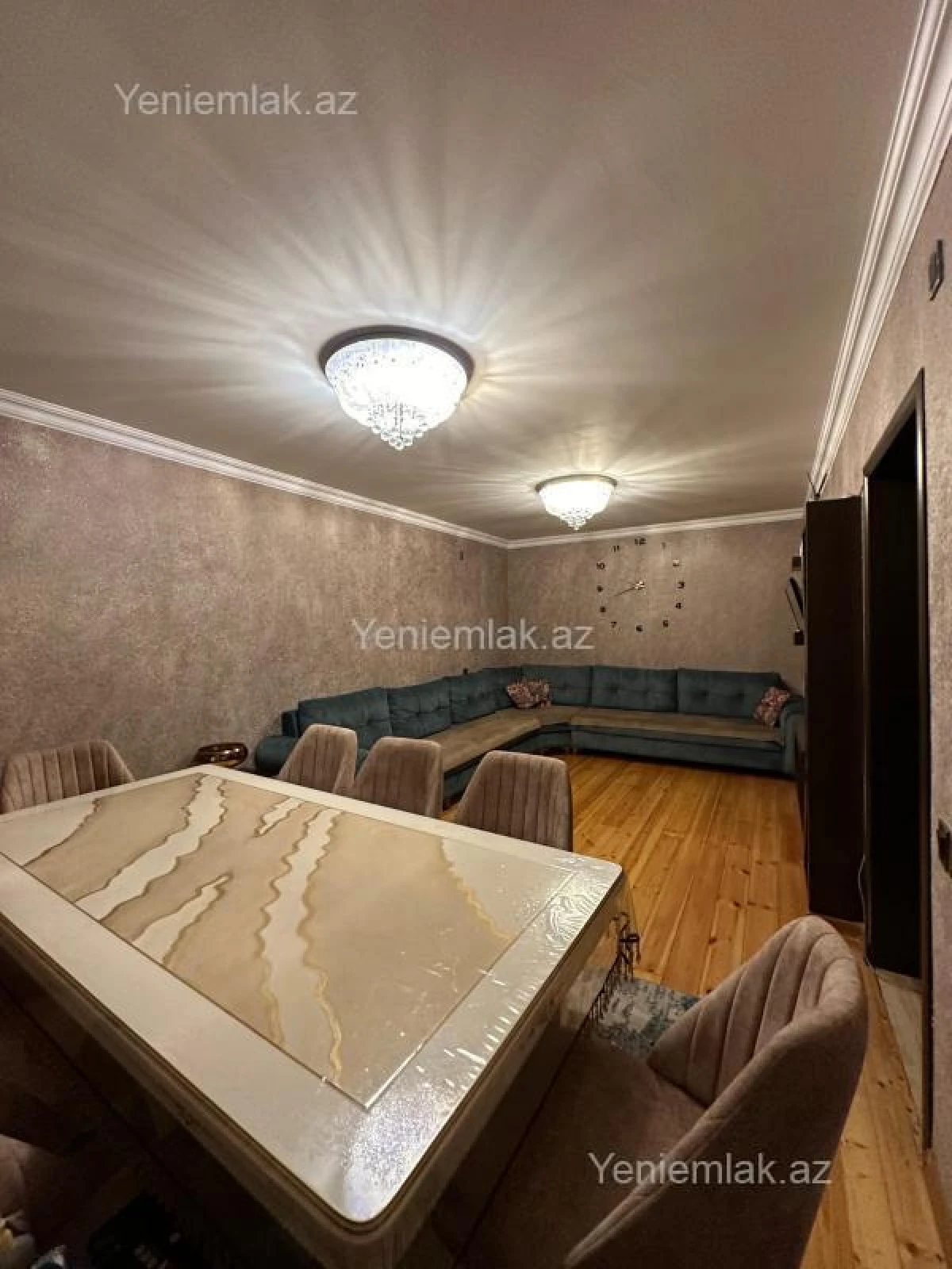 Satılır 5 otaqlı həyət evi 220 m²