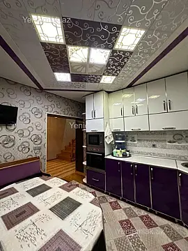 Satılır 5 otaqlı həyət evi 220 m²