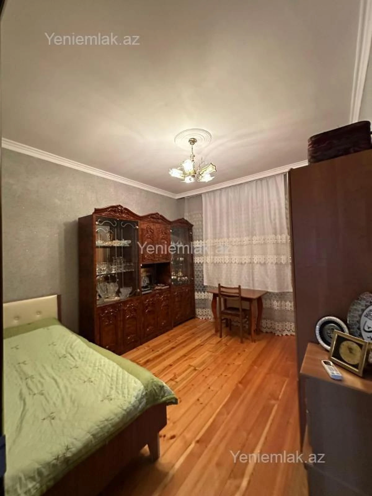 Satılır 5 otaqlı həyət evi 220 m²