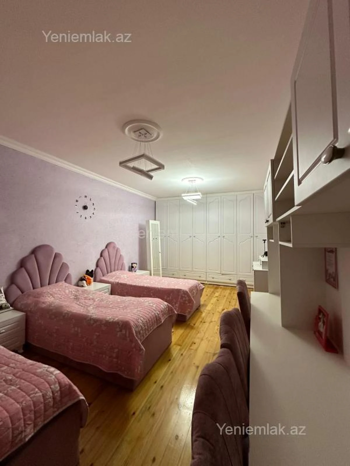 Satılır 5 otaqlı həyət evi 220 m²