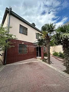Satılır 5 otaqlı həyət evi 220 m²