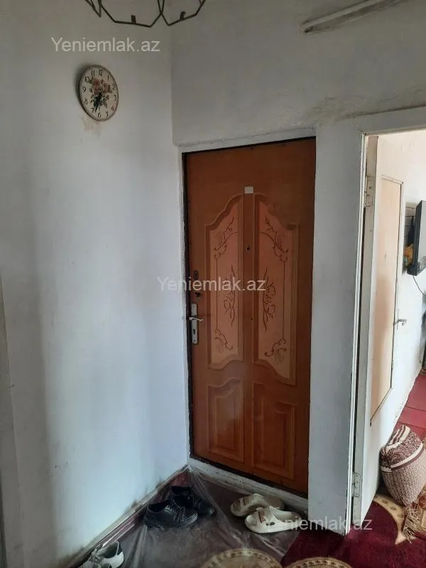 Satılır 2 otaqlı köhnə tikili 60 m²