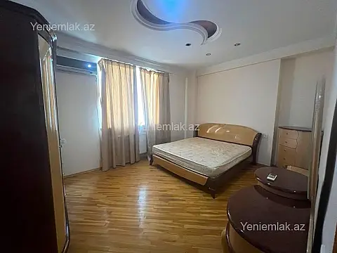 Satılır 4 otaqlı yeni tikili 160 m²