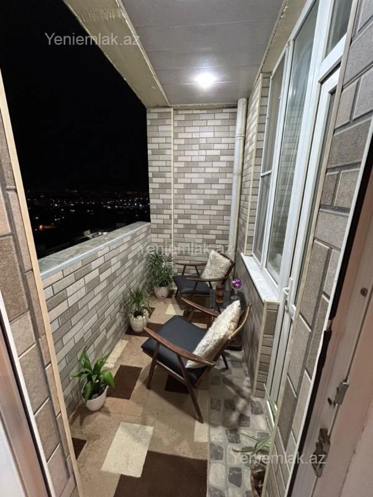 Satılır 2 otaqlı yeni tikili 78 m²