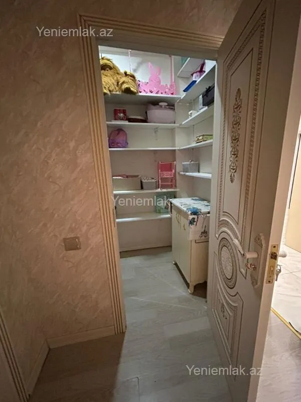 Satılır 2 otaqlı yeni tikili 78 m²