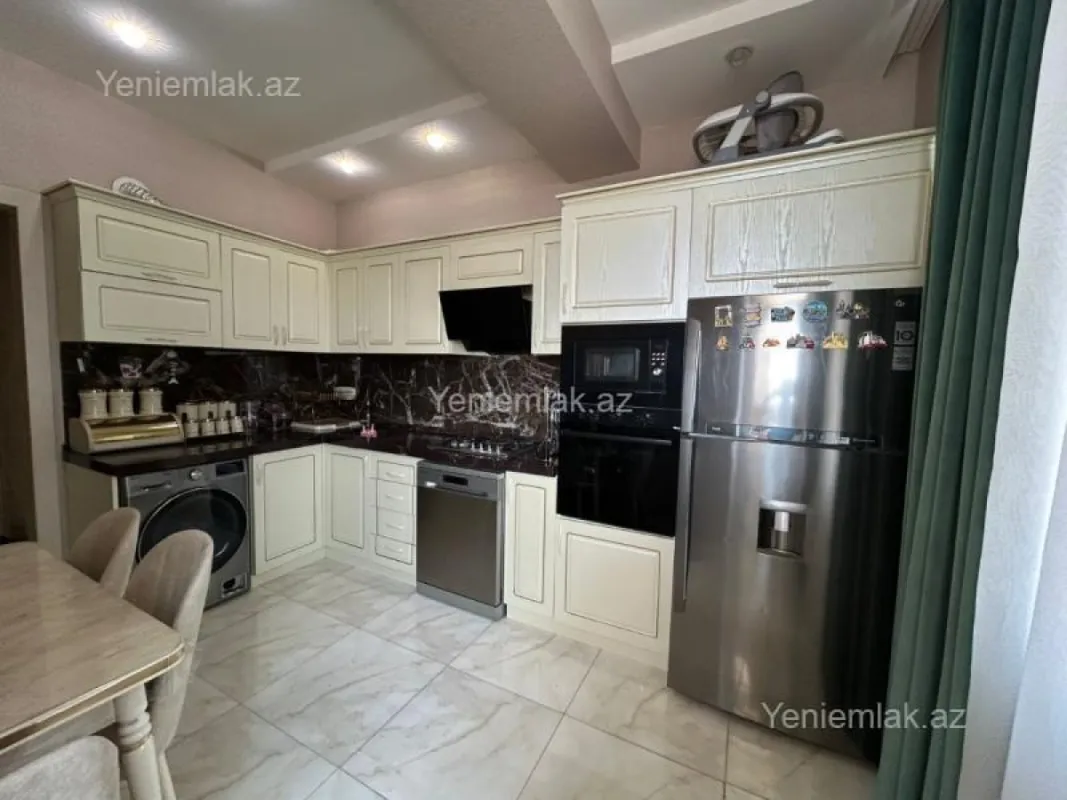 Satılır 2 otaqlı yeni tikili 78 m²