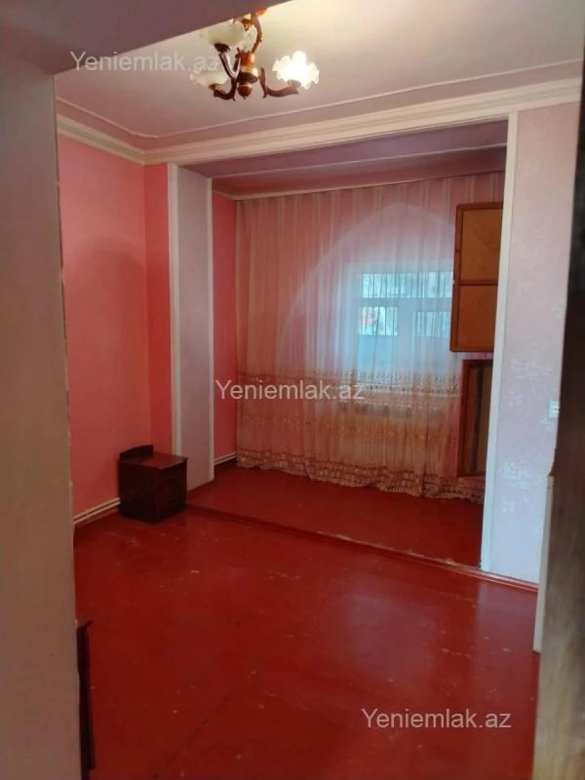 Satılır 3 otaqlı köhnə tikili 70 m²