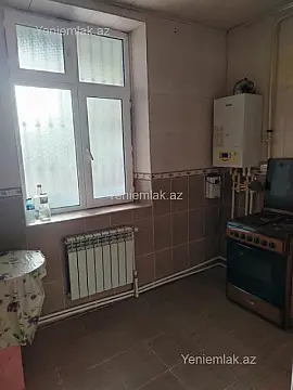 Satılır 3 otaqlı köhnə tikili 70 m²