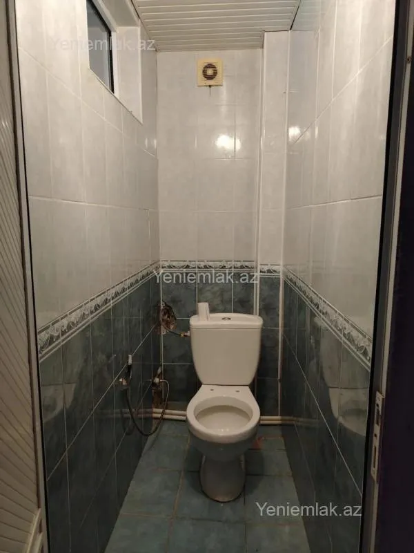 Satılır 3 otaqlı köhnə tikili 70 m²