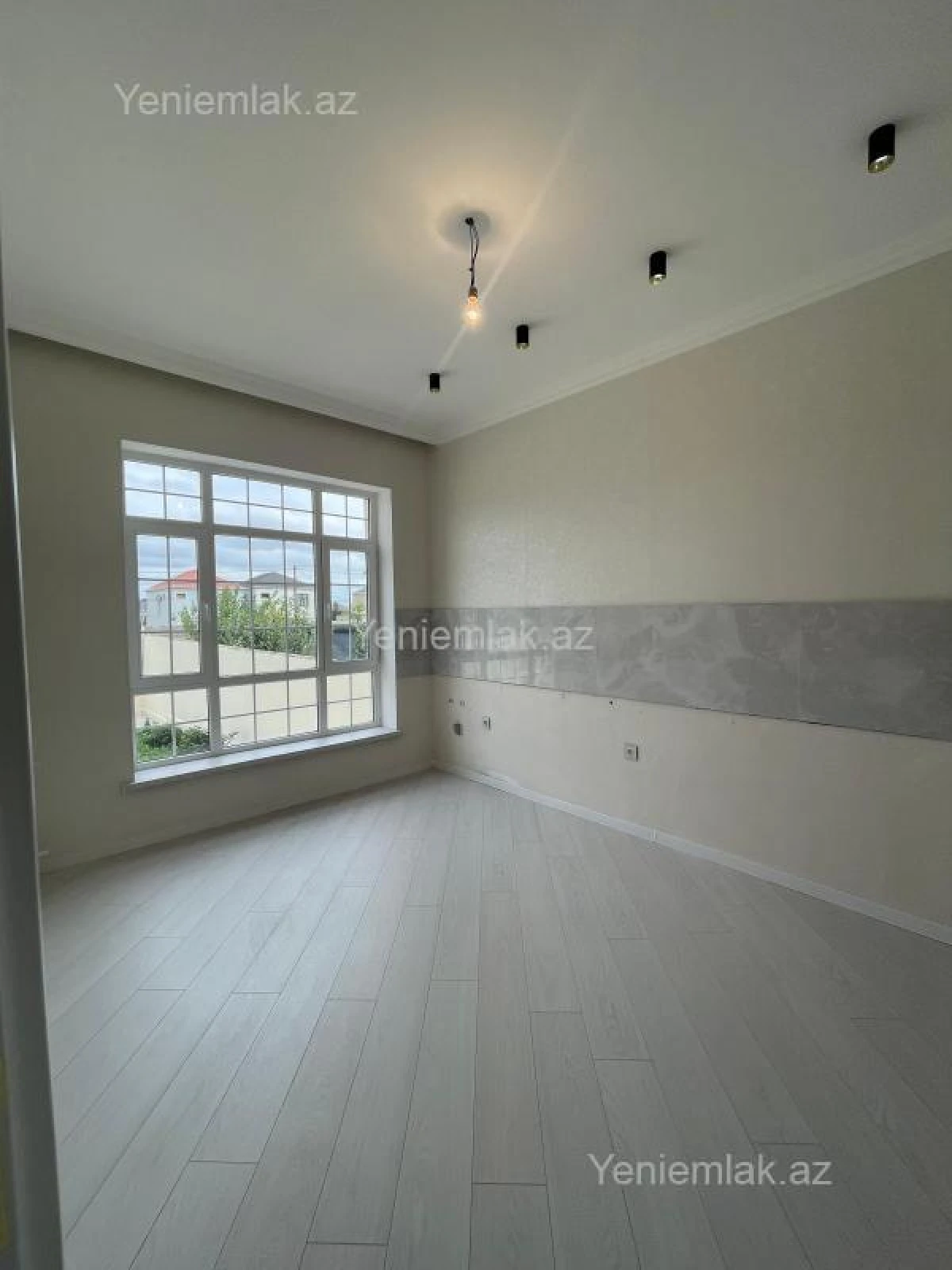 Satılır 4 otaqlı həyət evi 110 m²